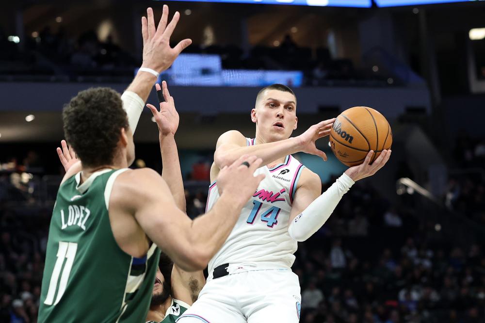 西蒙尼以其 西蒙尼以其