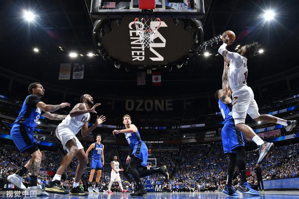 择与低持球 择与低持球